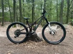 Commencal T.e.m.p.o. velk. S ..2024 (farba frozen brown)